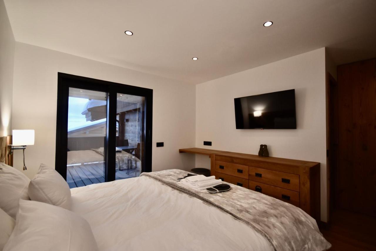 De Luxe Avec Magnifique Vue A Courchevel, 5 Chambres, 15 Pers Chalet