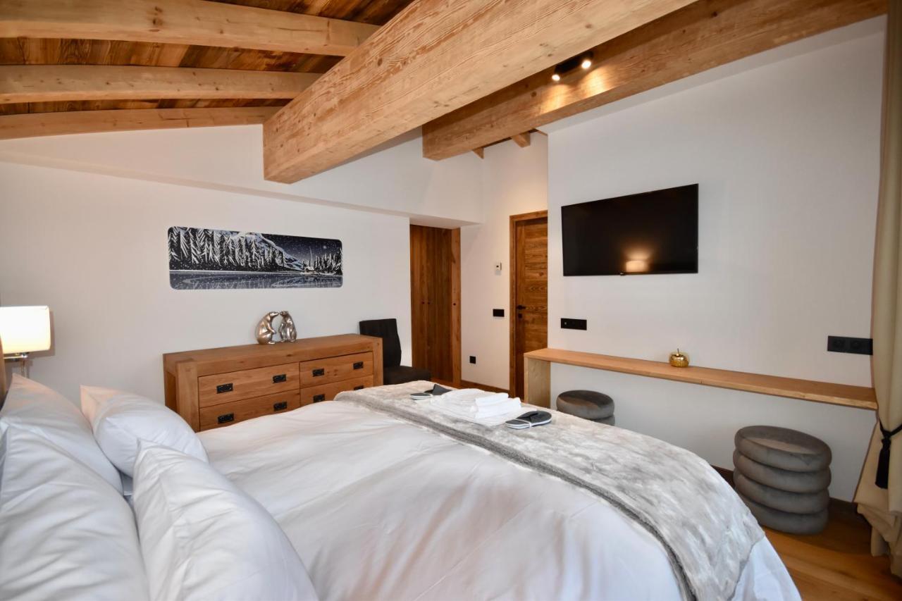 Chalet De Luxe Avec Magnifique Vue A Courchevel, 5 Chambres, 15 Pers *