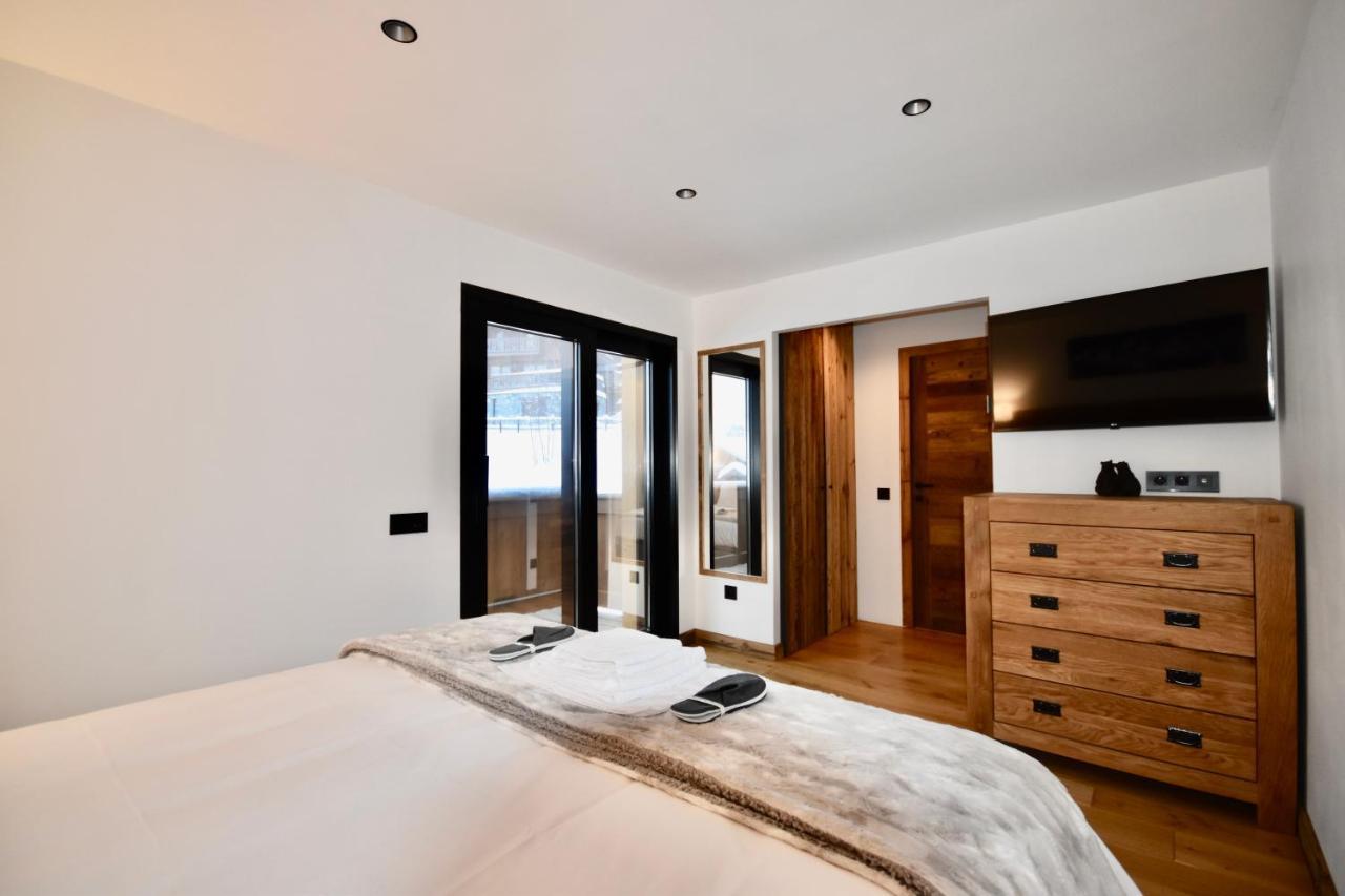 Chalet De Luxe Avec Magnifique Vue A Courchevel, 5 Chambres, 15 Pers *