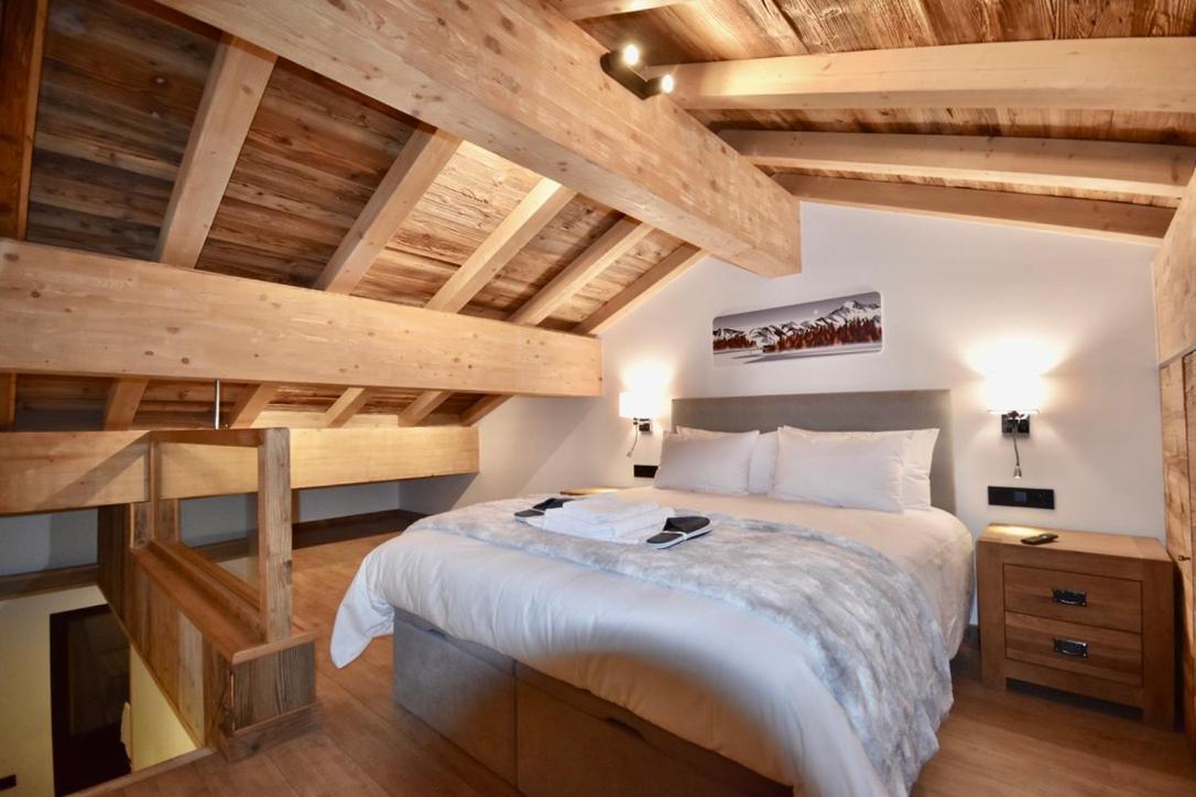 Chalet De Luxe Avec Magnifique Vue A Courchevel, 5 Chambres, 15 Pers